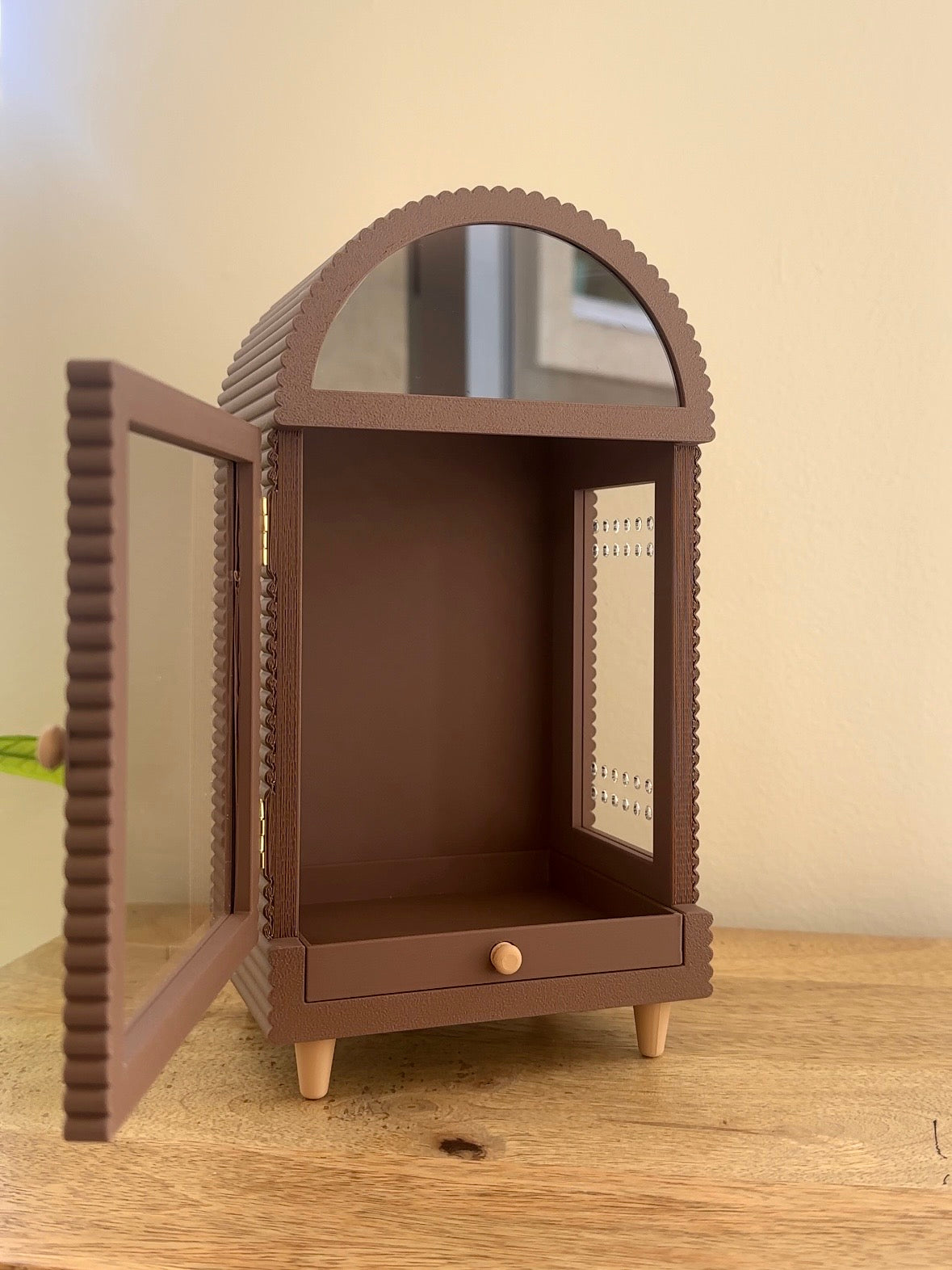 The Classic Arched Enclosure - 5