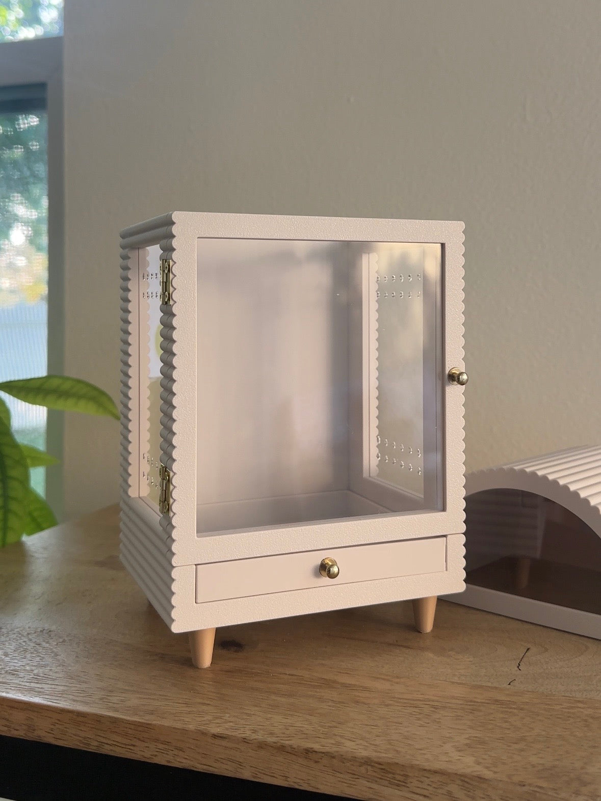 The Classic Arched Enclosure - 5