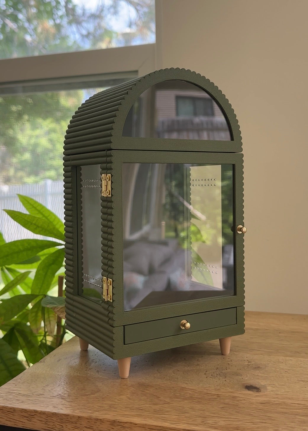 The Classic Arched Enclosure - 5