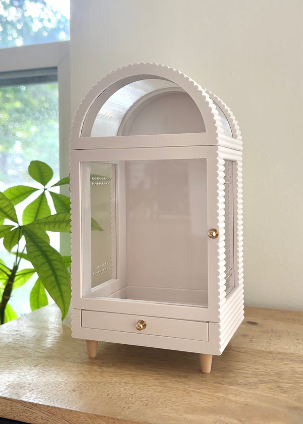 The Grand Arched Enclosure - 7